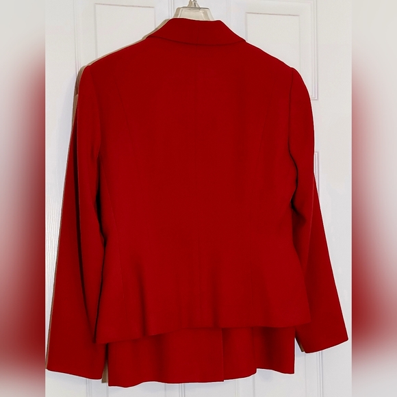 KASPER | 4P 1990s Vintage Deep Red 2PC Crepe Suit w/Skirt. Fully lined. - Picture 2 of 11